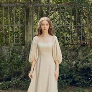 ĐẦM VINTAGE CỔ VUÔNG TAY BỒNG
