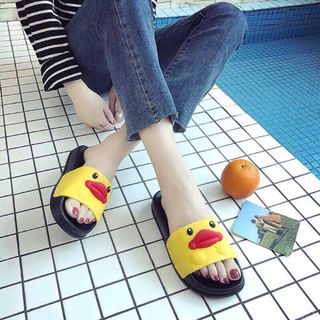 Dep nhựa vịt