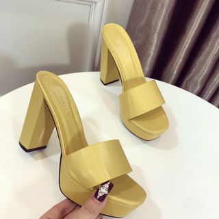 Dép cao gót lụa