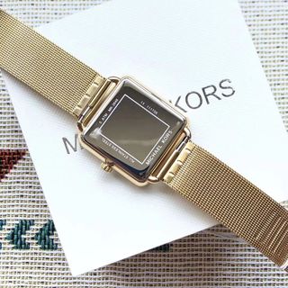 Đồng hồ nữ mkqc