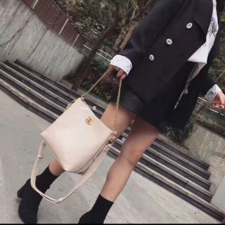Tui đeo da cung