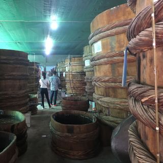 NƯỚC MẮM NGUYÊN CHẤT 100 TỪ CÁ CƠM - ĐƯỢC Ủ CHỢP THEO CÔNG THỨC TRUYỀN THỐNG