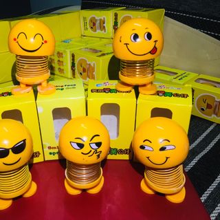 Emoji lò xo trang trí