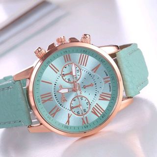 đồng hồ đeo tay dây da giá 45kcó nhiều màu