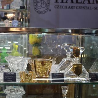 Tìm Nhà Phân Phối Sỉ Pha Lê Tiệp Độc Quyền Tỉnh