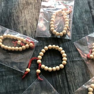 Vòng dâu tằm cho bé