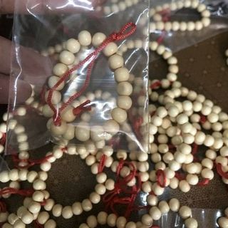 Vòng dâu tằm cho bé
