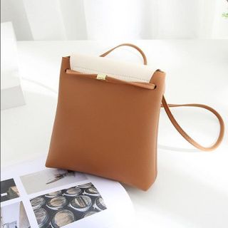 TÚI ĐEO CHÉO MINI KHÓA SAO DỄ THƯƠNG