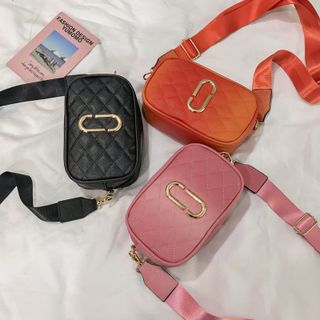 Túi Nữ Hình Hộp Trẻ Trung Cá Tính D142