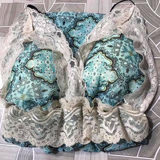 Đầm ngủ có mút 60k Hình thật nha mn