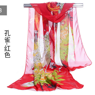 Khăn choàng đi biển du lịch
