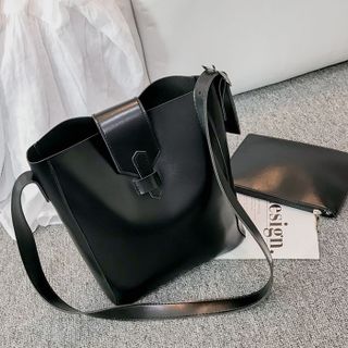 Túi Đeo Chéo Dáng Đứng Da Mềm Giá Tốt D9706