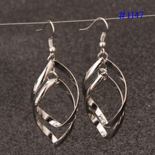 ah1147 Bông tai xoắn sóng Hàn Quốc