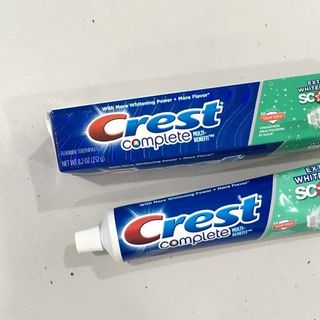 Kem đánh răng Crest Complete Extra Whitening w/ Scope Toothpaste 5 pack giá sỉ​