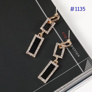 ah1135- bông tai vuông đen