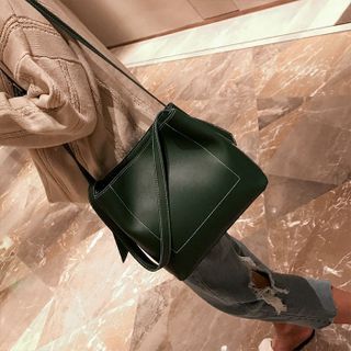 Túi Xách Nữ Da Mềm 2 Quai Cá Tính D9708