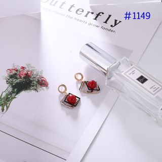 ah1149 - Bông tai vuông nhân quả anh đào