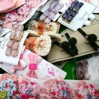 kẹp tóc rất nhiều mẫu mã luôn ngẫu nhiên
