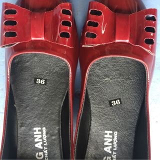 Giày búp bê nơ đỏ