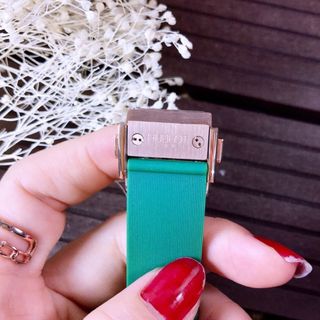 Đồng hồ nữ hottlottk