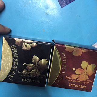 KEM HOA CÚC CHUYÊN SỈ