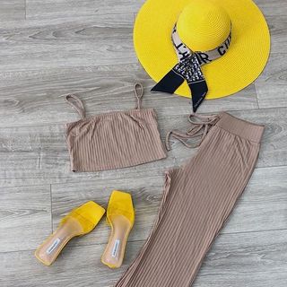 SET ÁO HAI DÂY QUẦN THUN ÔM BODY