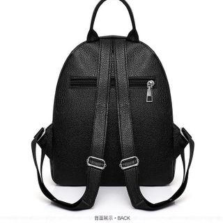 Balo Nữ Da Thêu Hình Bướm Xinh Xắn D1258