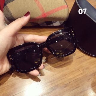 Mắt kính r
