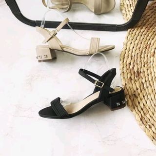 giày nữ sandan hình thật chân đi