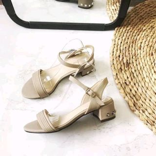 giày nữ sandan hình thật chân đi