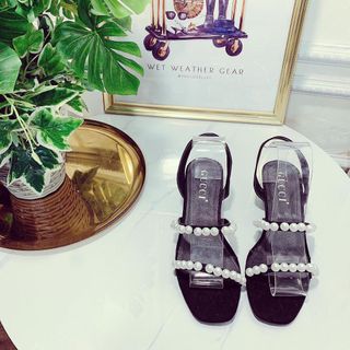 Giày sandal Ngọc