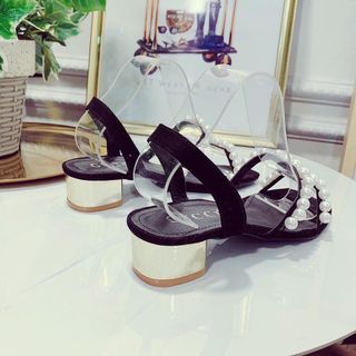 Giày sandal Ngọc