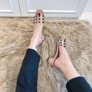 Dép gót bầu