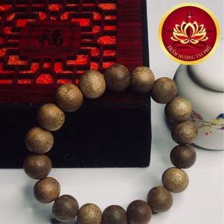 Vòng tay trầm hương size 10 MM tự nhiên