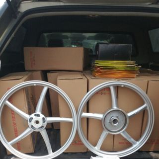 Mâm 5 cây đĩa trước đùm sau gắn Suirus Jupiter