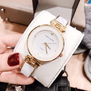 Bán sỉ đồng hồ