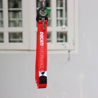 Xưởng sản xuất móc khóa