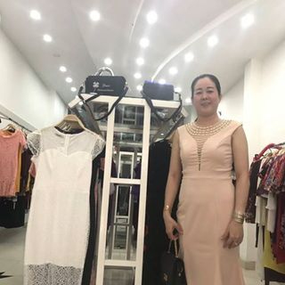 Đầm dự tiệc kết cườm đuôi cá sang trọng