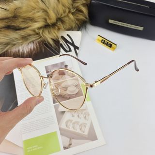 Bán sỉ mắt kính