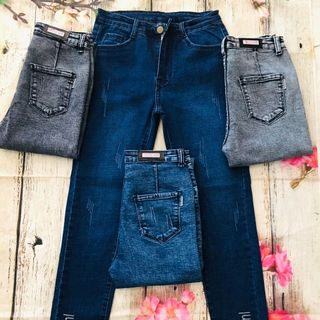 quần jean nữ đính cườm thêu