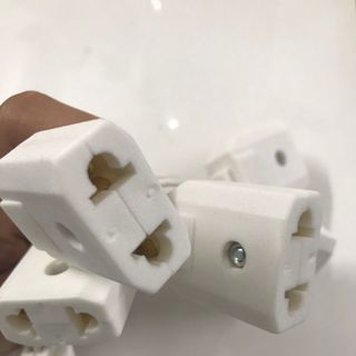 Phích cắm cái có dây điện