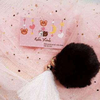 Móc khoá cục bông kèm tua