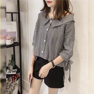áo caro cổ rộng