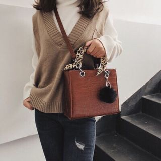 Tui kèm phụ kiện