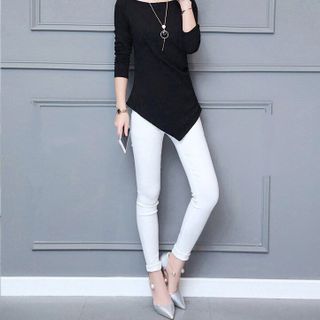 Áo cổ thuyền vạt nhọn