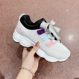 Bata nữ