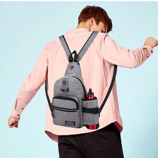 Tui đeo nam đeo nhiều kiểu