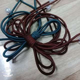 cột tóc ngọc trai hàn quốc