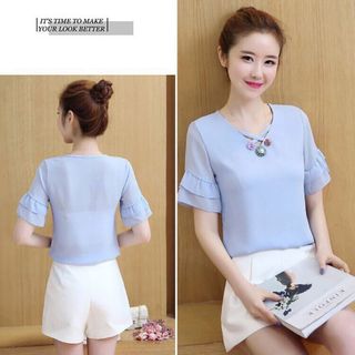 áo tay bèo đính hoa