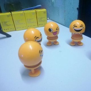 Emoji lò xo vui nhộn